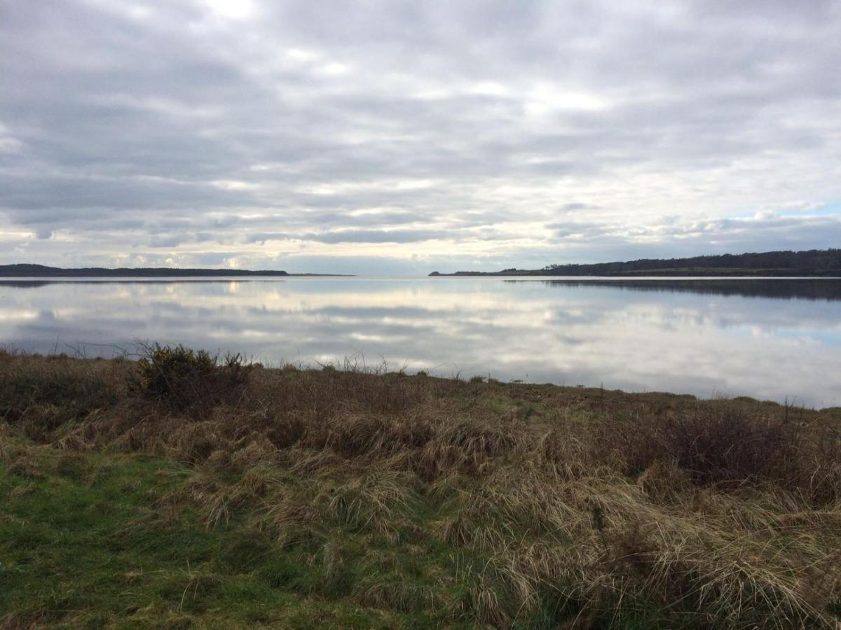 Llanw Malltraeth - Malltraeth Tides Llangadwaladr  Ngoại thất bức ảnh
